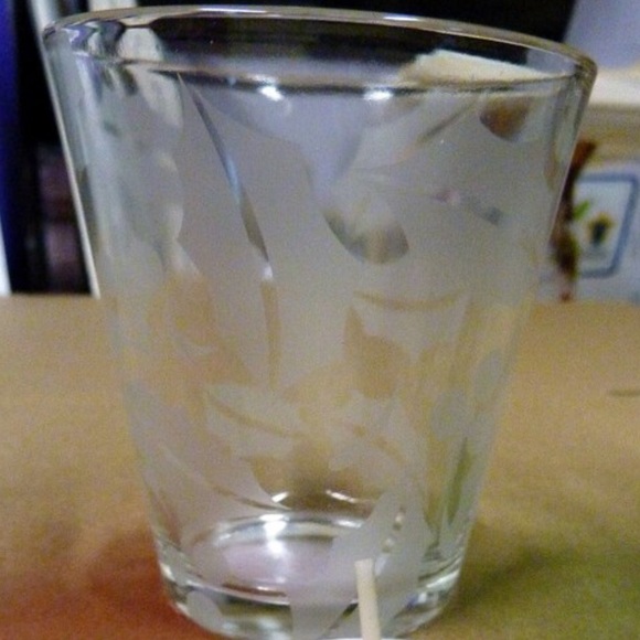 🎄SALE Set / 3 Frosted Etched Holly Leaf Glass Votive Tealight Candle Holders NEW - Picture 3 of 4